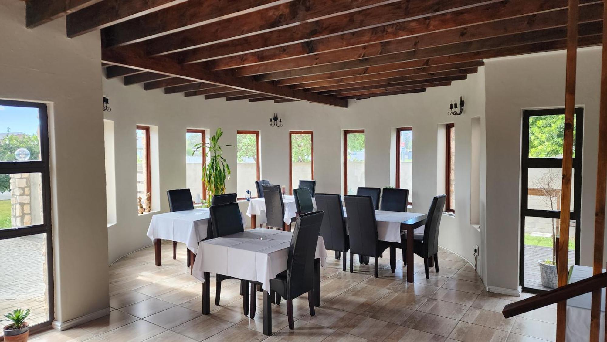Hotel Stonehouse On Main à Struisbaai Extérieur photo