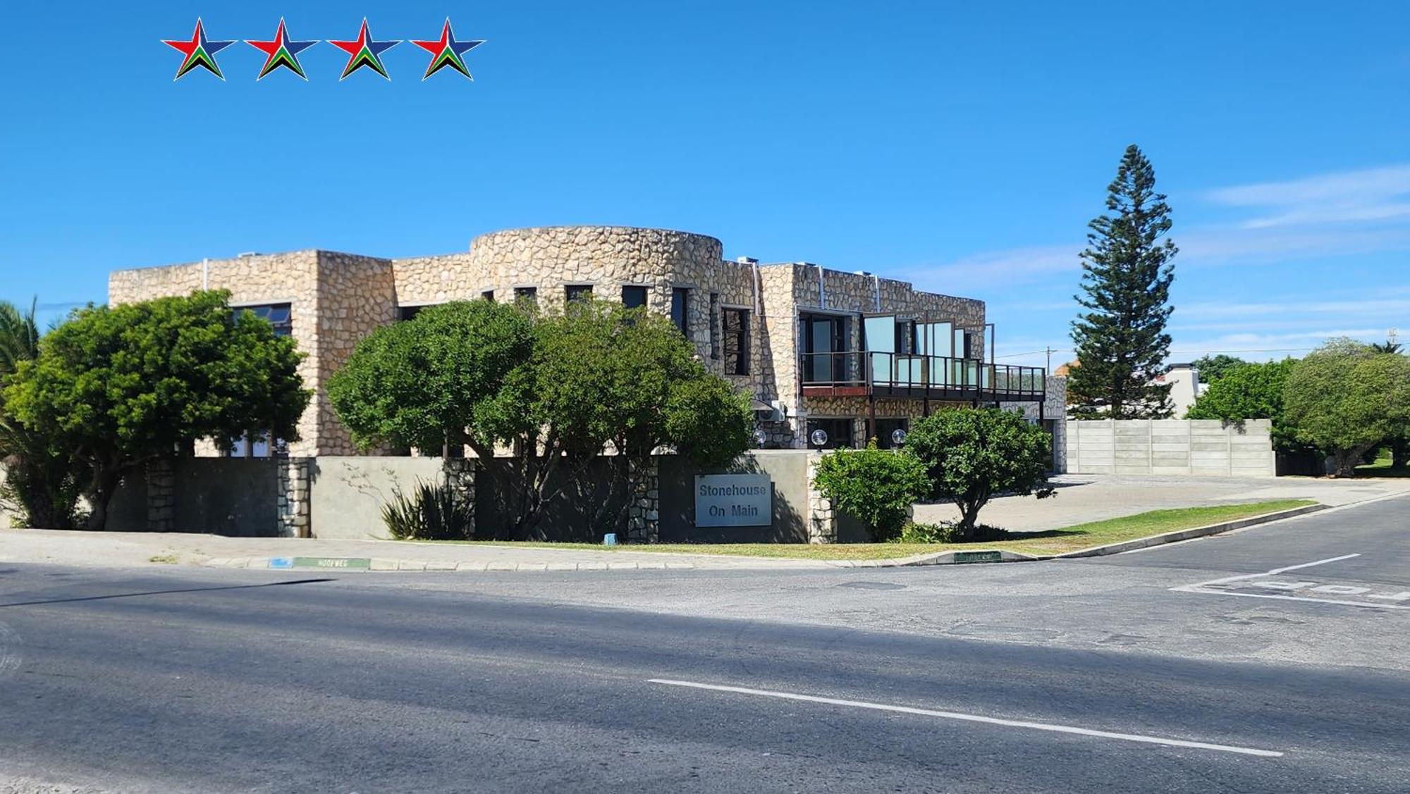 Hotel Stonehouse On Main à Struisbaai Extérieur photo